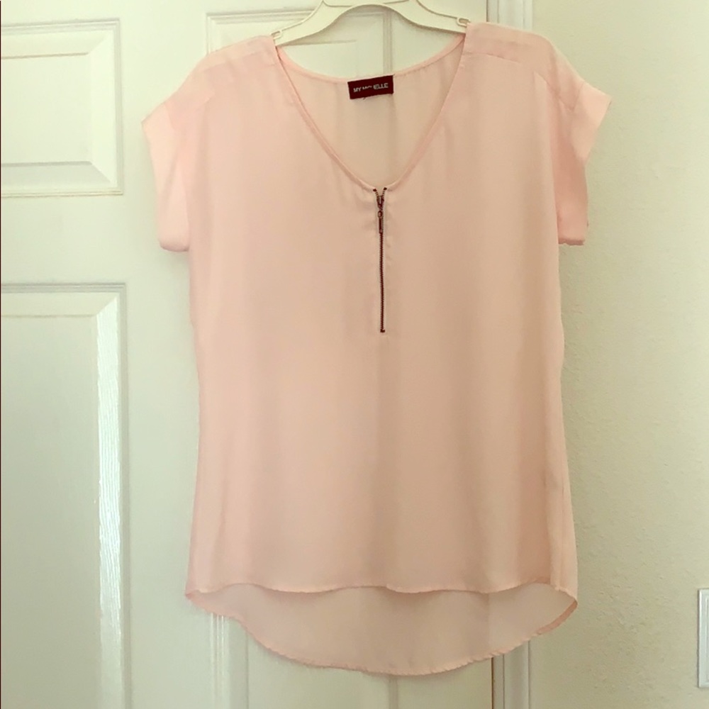 Shirt with zipper